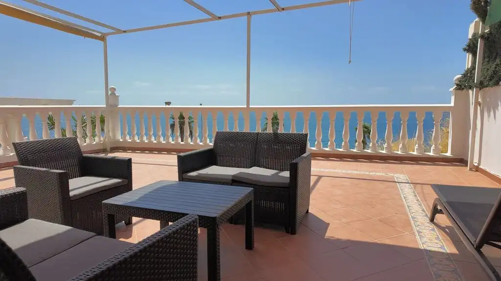Terrace of Houses for sale in Benalmádena  with Air Conditioner, Terrace and Furnished