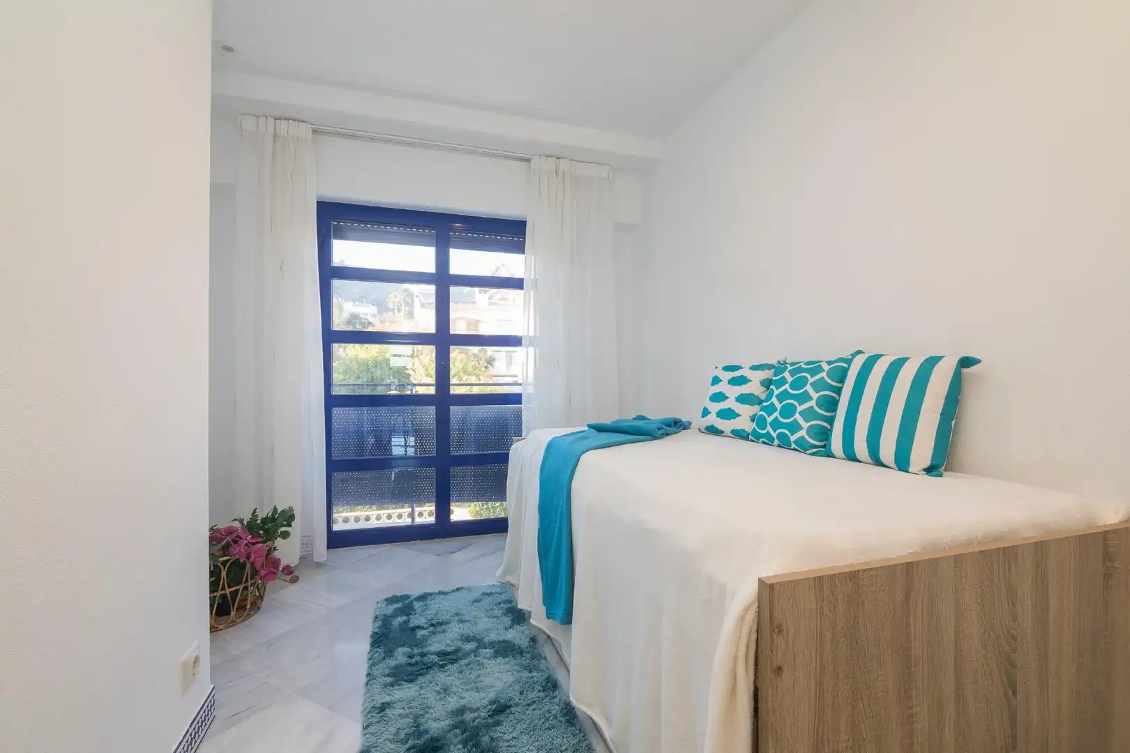 Habitación de Casa o chalet en venta en Santa Pola con Aire acondicionado, Calefacción y Jardín privado