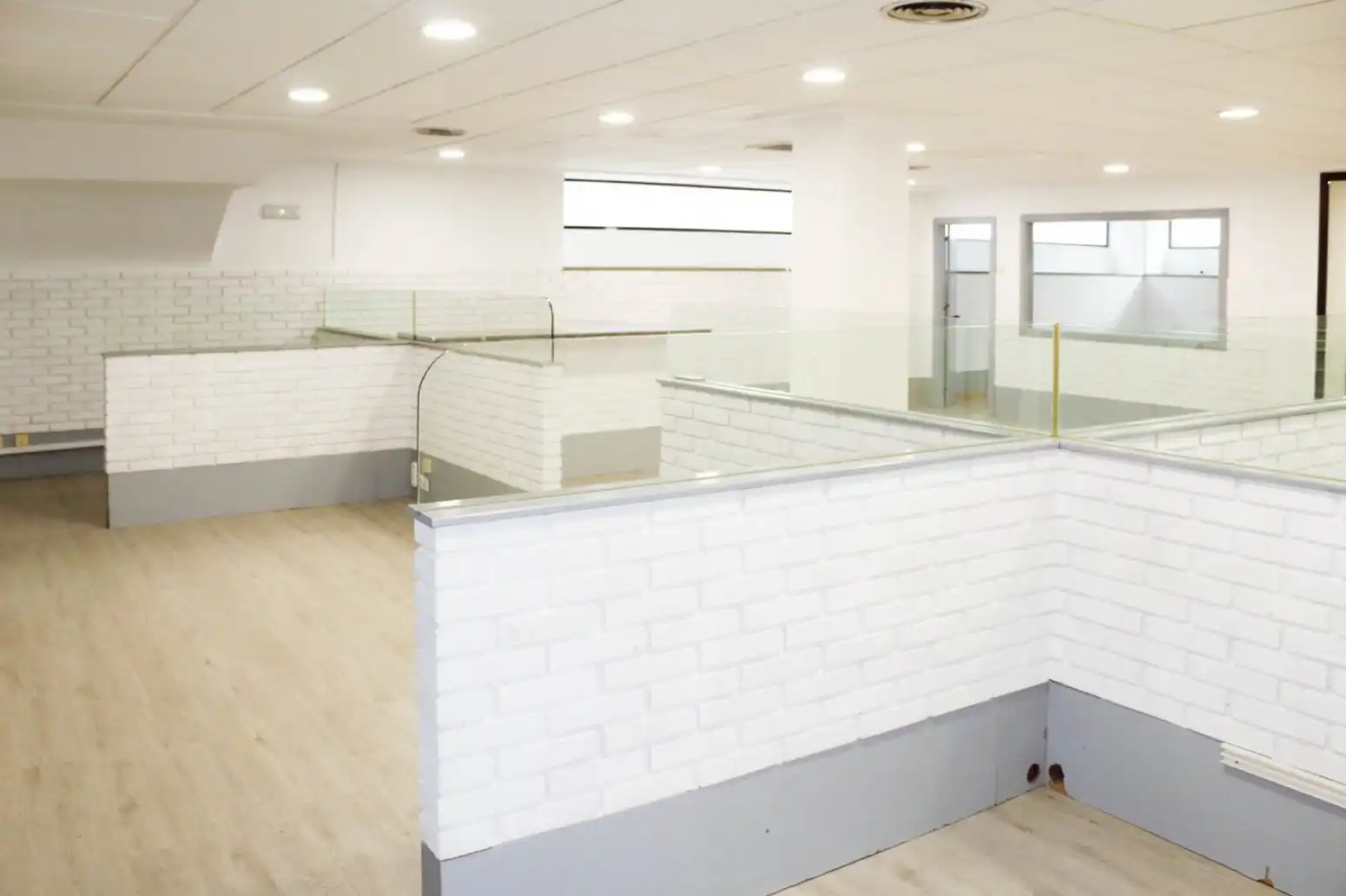 Business premises for sale in Puerto de Sagunto - Calle Vicente Andres Estelles, imagen 3