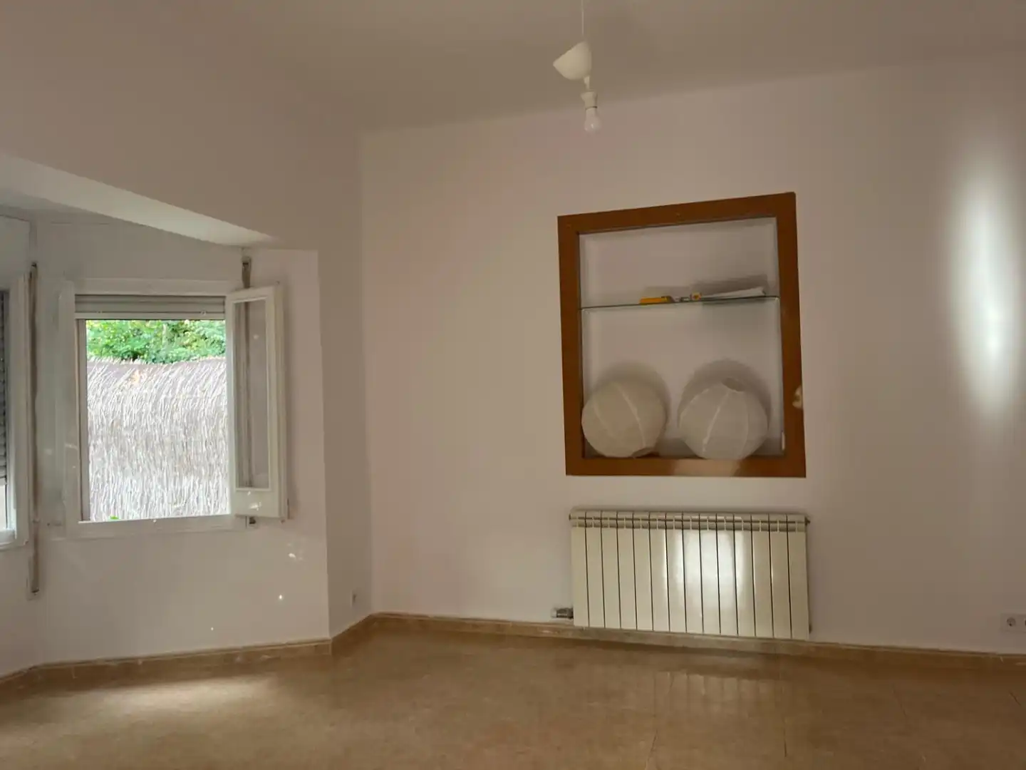 Sala d'estar de Casa o xalet en venda en Sant Cugat del Vallès