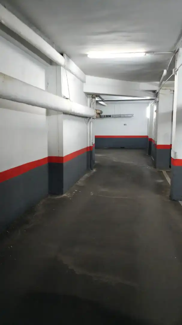 Garage zur Miete in Madrid