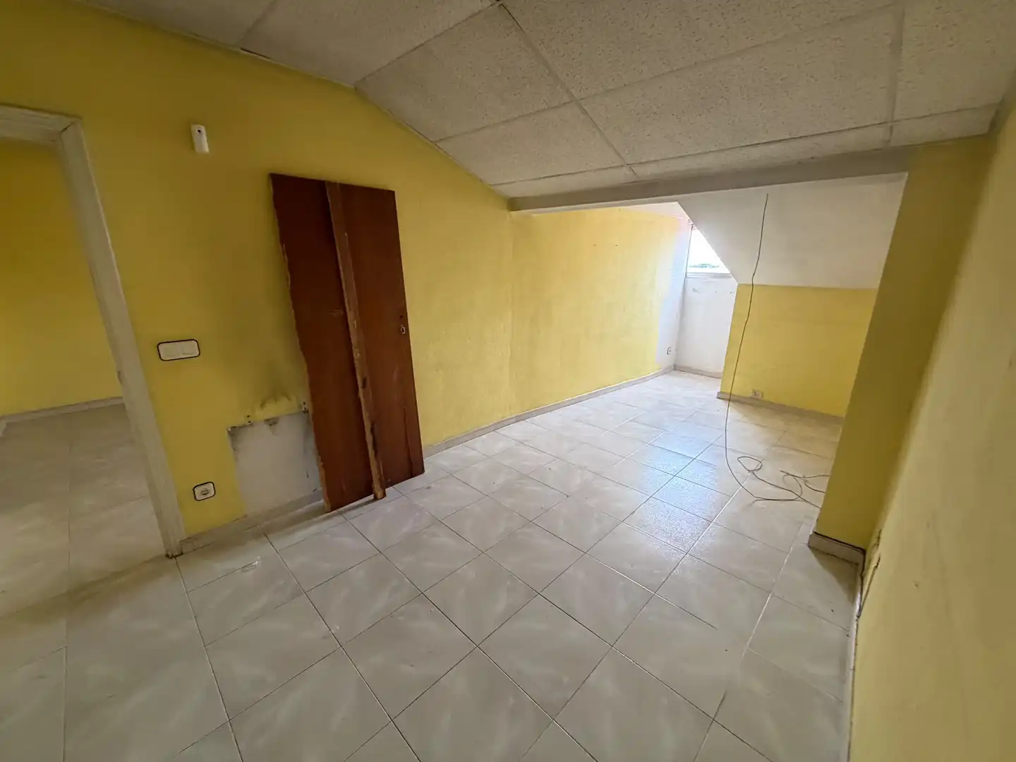 Office space with lift for sale in Calle San Atilano, imagen 19