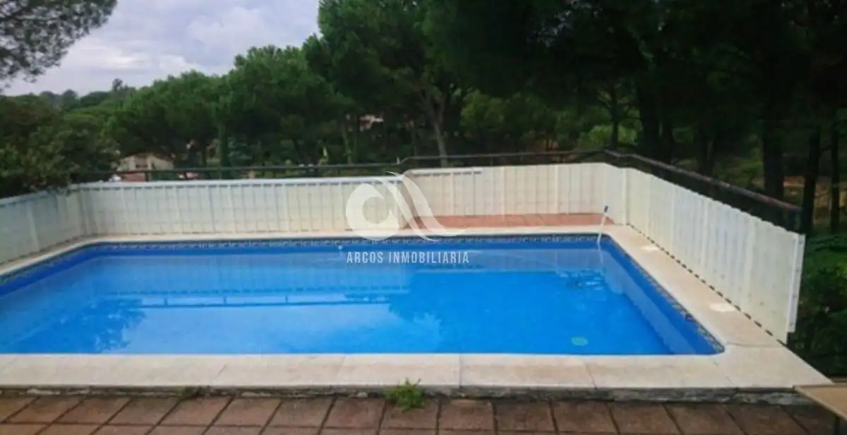 Villa zum Verkauf in Periurbano Oeste - Sierra