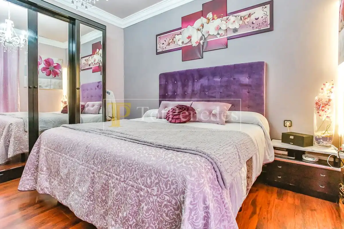Bedroom of Houses for sale in Torrelles de Foix  with Air Conditioner, Heating and Private garden