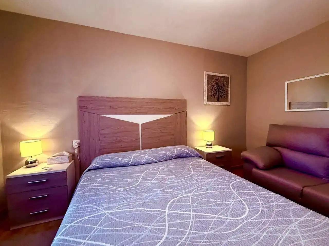Bedroom of Houses for sale in Godelleta  with Air Conditioner, Private garden and Terrace