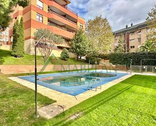 Swimming pool of Flat to rent in Majadahonda  with Air Conditioner