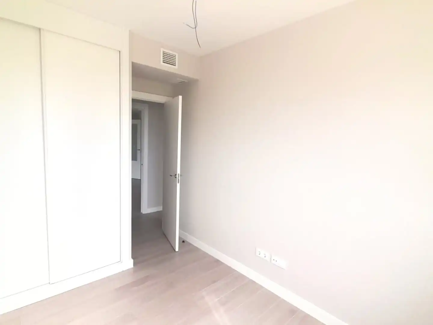 Schlafzimmer von Wohnung zur Miete in Tres Cantos mit Heizung, Terrasse und Abstellraum
