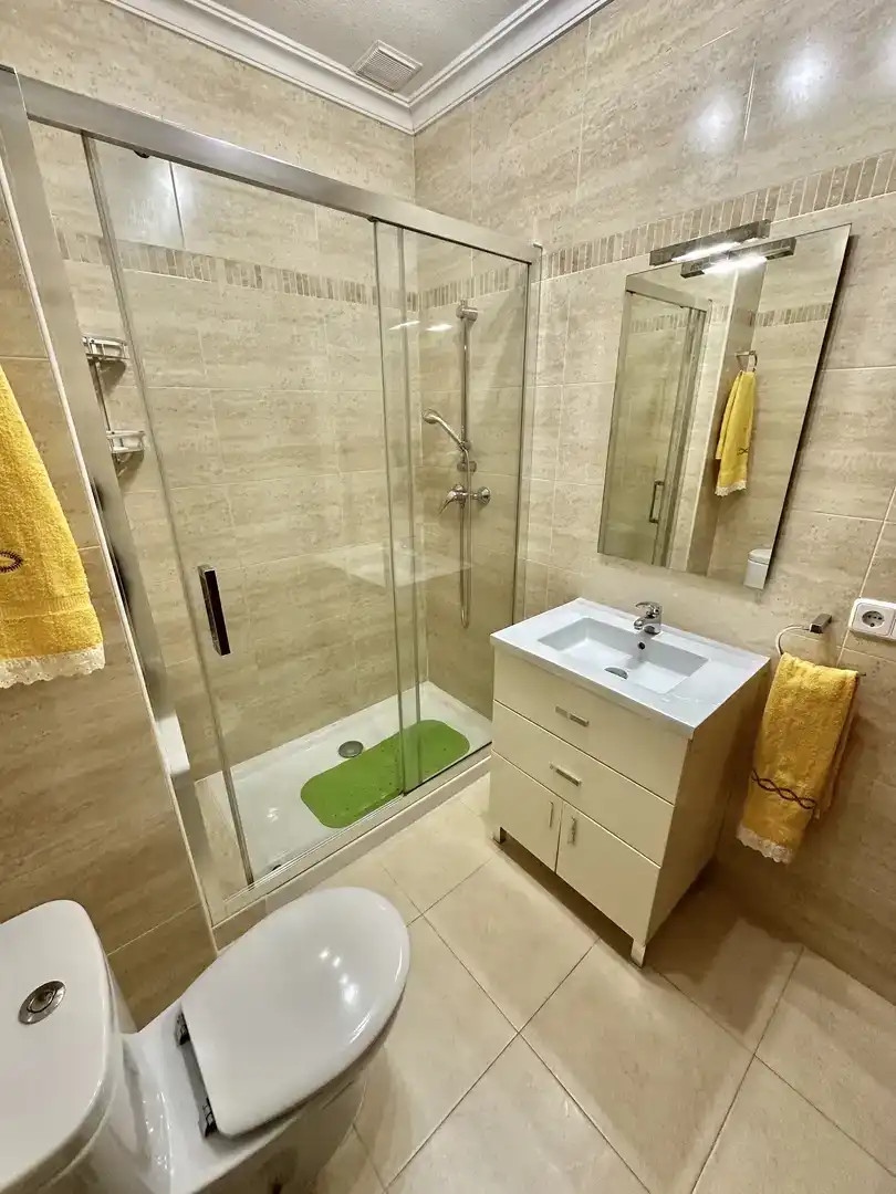 Badezimmer von Wohnung zur Miete in Ávila Capital