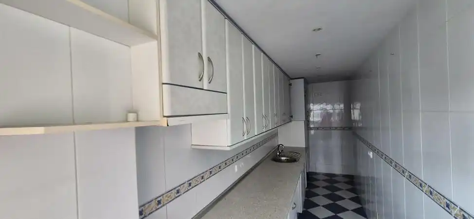 Flat for sale in Avenida de España, imagen 2