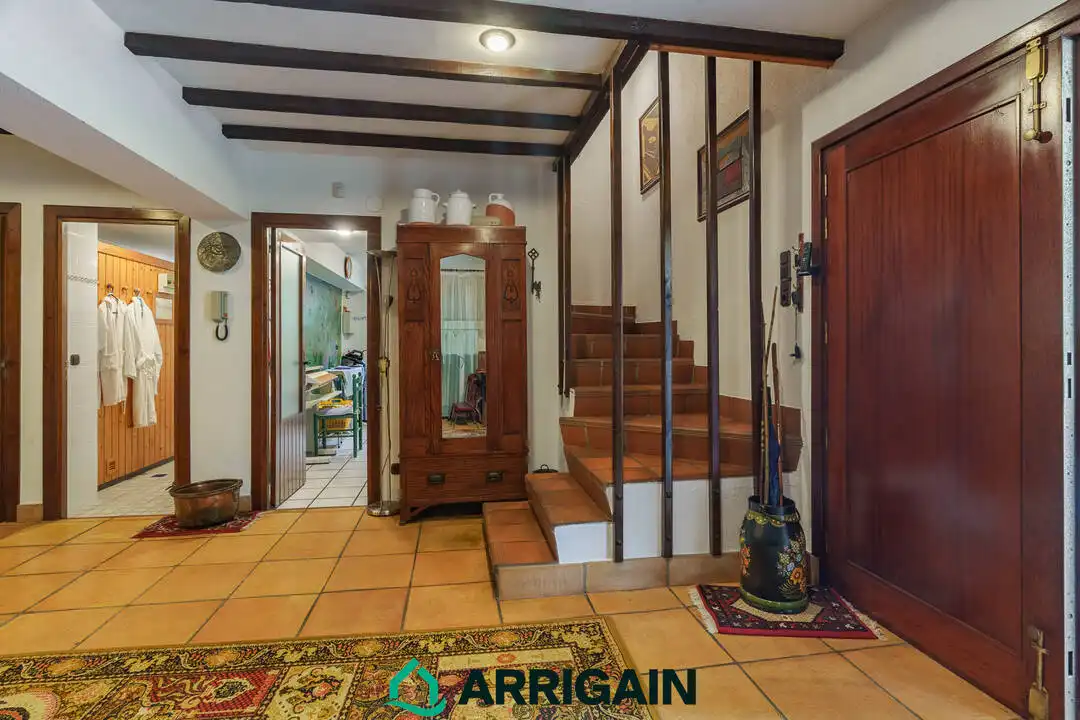 Casa o chalet en venta en Irun  con Calefacción, Jardín privado y Terraza