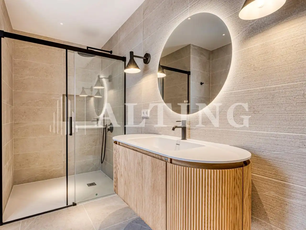 Baño de Piso de alquiler en Barcelona con Aire acondicionado, Calefacción y Parquet
