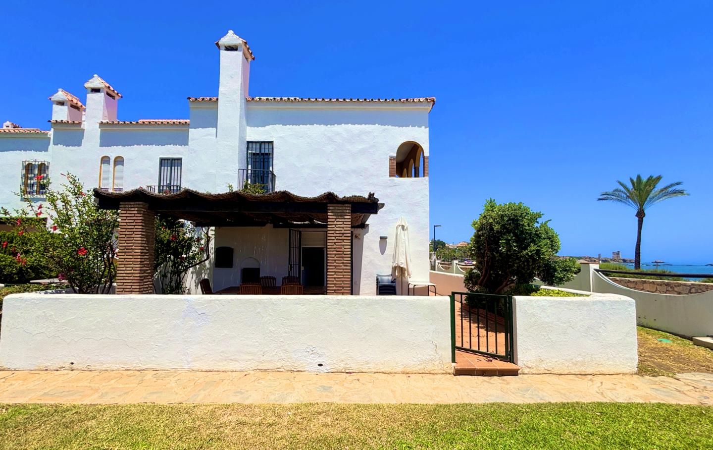 Garden of Duplex for sale in Casares  with Parquet flooring, Terrace and Storage room