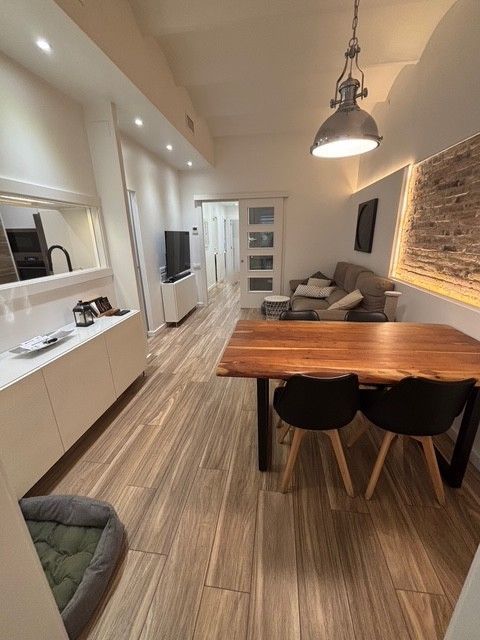 Living room of Flat for sale in L'Hospitalet de Llobregat  with Air Conditioner and Heating