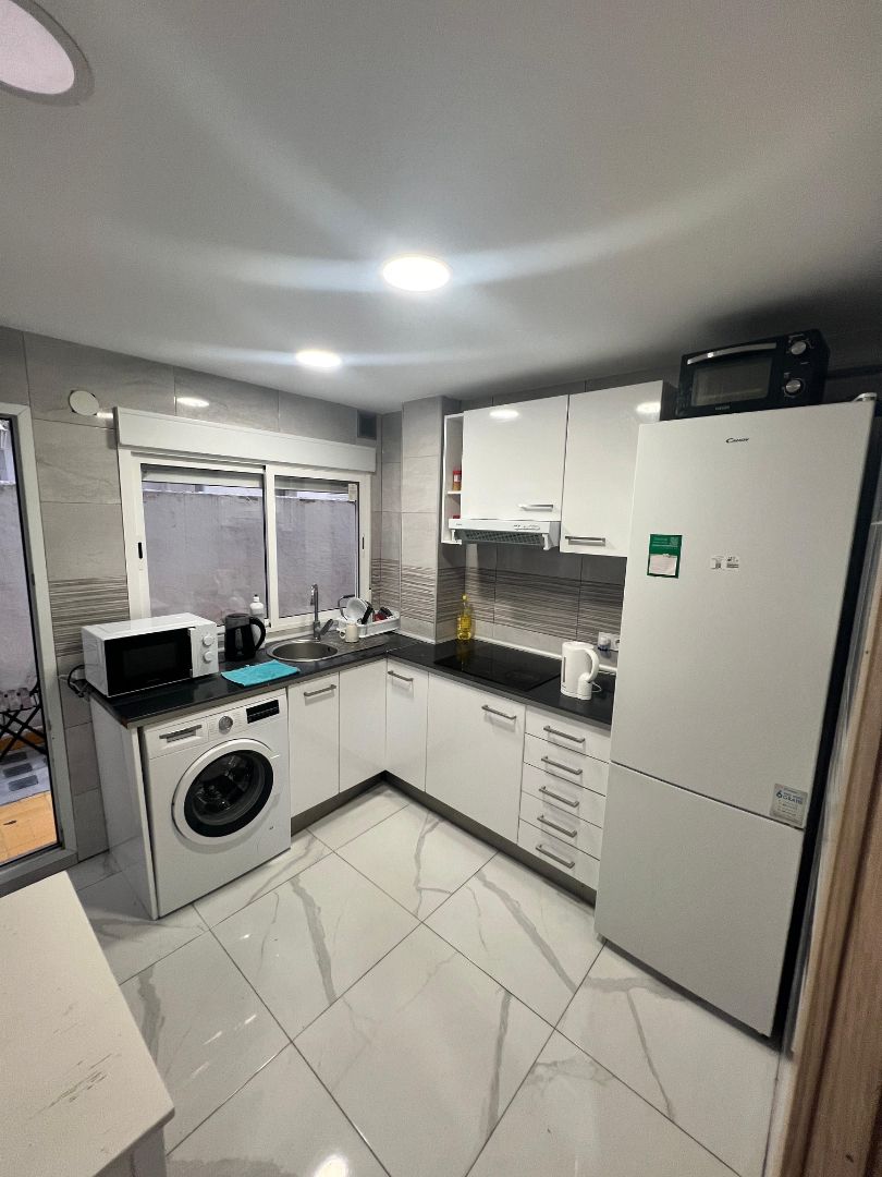 Cocina de Piso en venta en  Valencia Capital con Aire acondicionado, Terraza y Amueblado