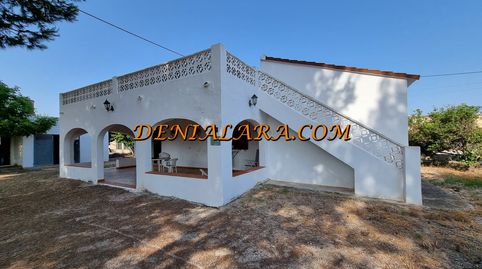 Encantador chalet con amplia parcela cerca del mar en Els Poblets