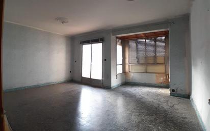 Living room of Flat for sale in Alzira  with Balcony