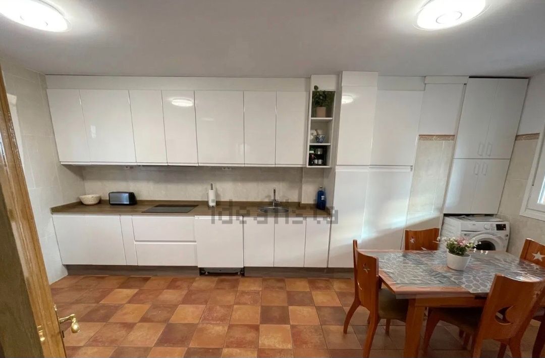 Kitchen of House or chalet for sale in Abanto y Ciérvana-Abanto Zierbena  with Private garden, Terrace and Furnished