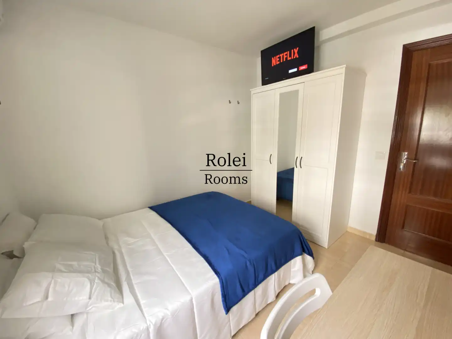 Habitación de Piso para compartir en Sevilla con Aire acondicionado, Calefacción y Amueblado