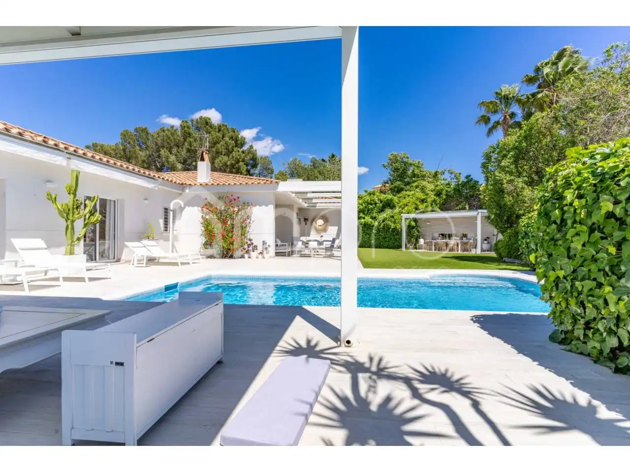 Garden of Houses for sale in Sant Pere de Ribes  with Air Conditioner, Private garden and Terrace