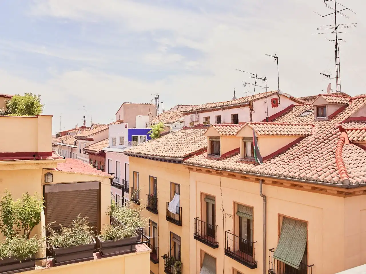 Vista exterior de Pis en venda en  Madrid Capital amb Aire condicionat i Balcó
