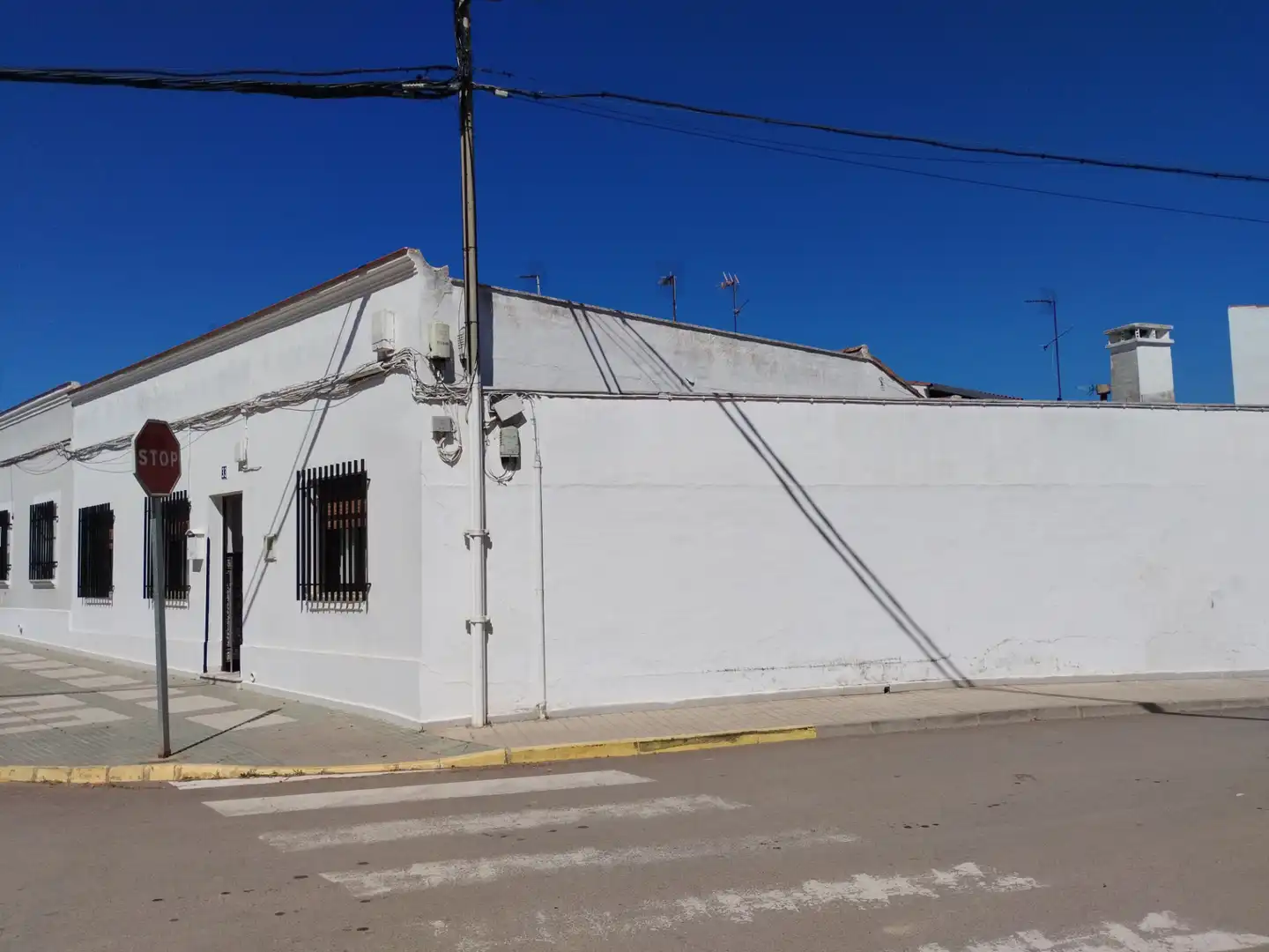 Vista exterior de Casa o xalet en venda en Los Santos de Maimona amb Traster i Moblat