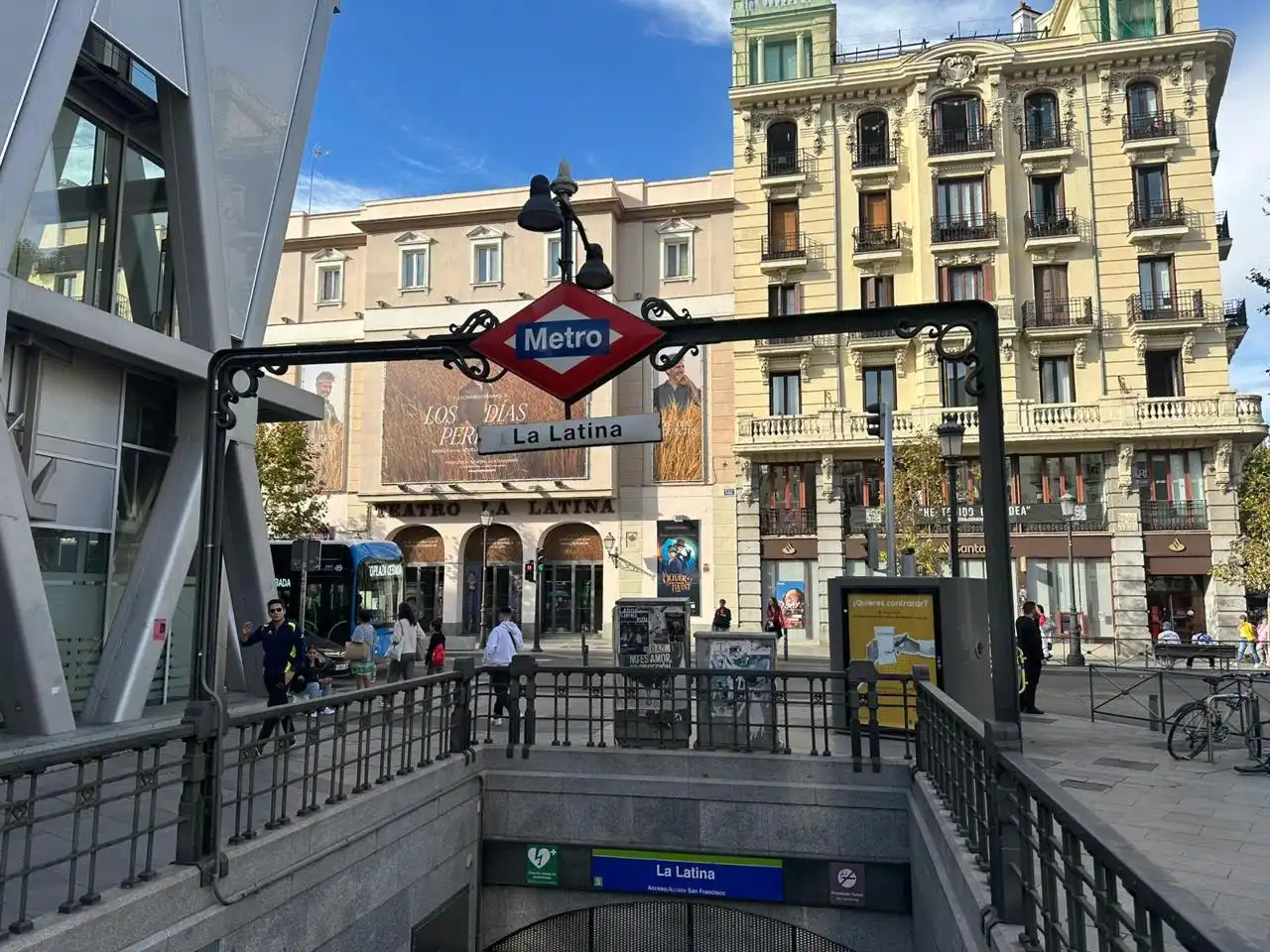 Vista exterior de Piso en venta en Madrid con Aire acondicionado, Amueblado y Balcón