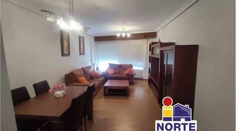 Foto 3 von Wohnung zur Miete in Eixample, Alcoy / Alcoi