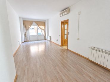Mini appartamento con ascensore in vendita a SANT JOAN