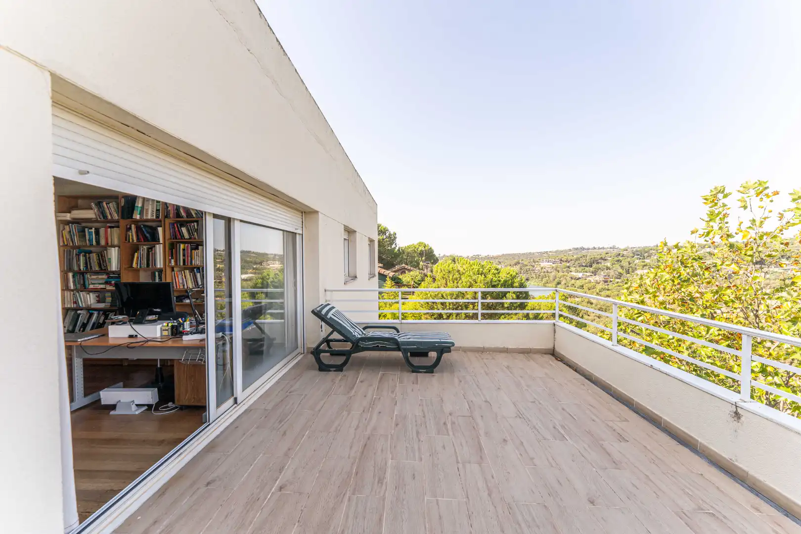 Terrassa de Casa o xalet en venda en Torrelodones amb Calefacció, Jardí privat i Parquet