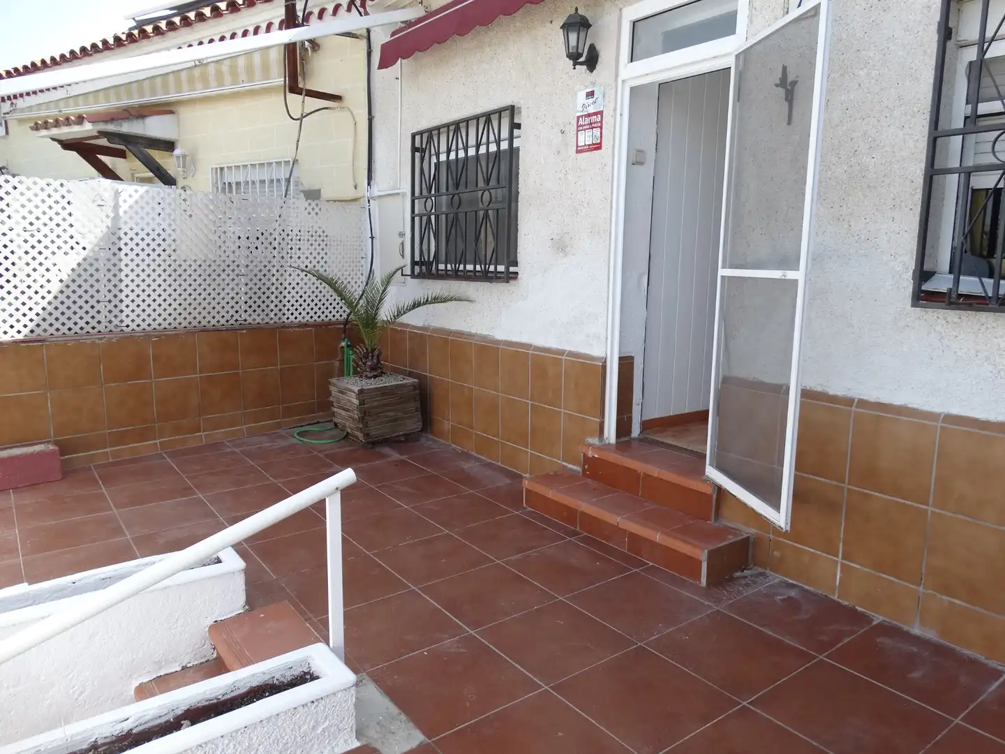 Terrassa de Casa adosada en venda en Vilanova i la Geltrú amb Jardí privat, Terrassa i Traster