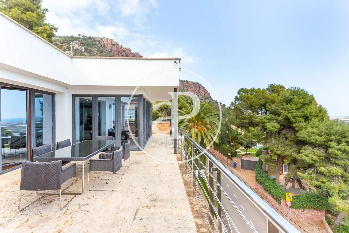 Terrassa de Casa o xalet en venda en Sagunto / Sagunt amb Aire condicionat, Calefacció i Jardí privat