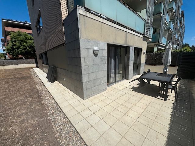 Exterior view of Planta baja to rent in Sant Cugat del Vallès  with Air Conditioner, Heating and Private garden