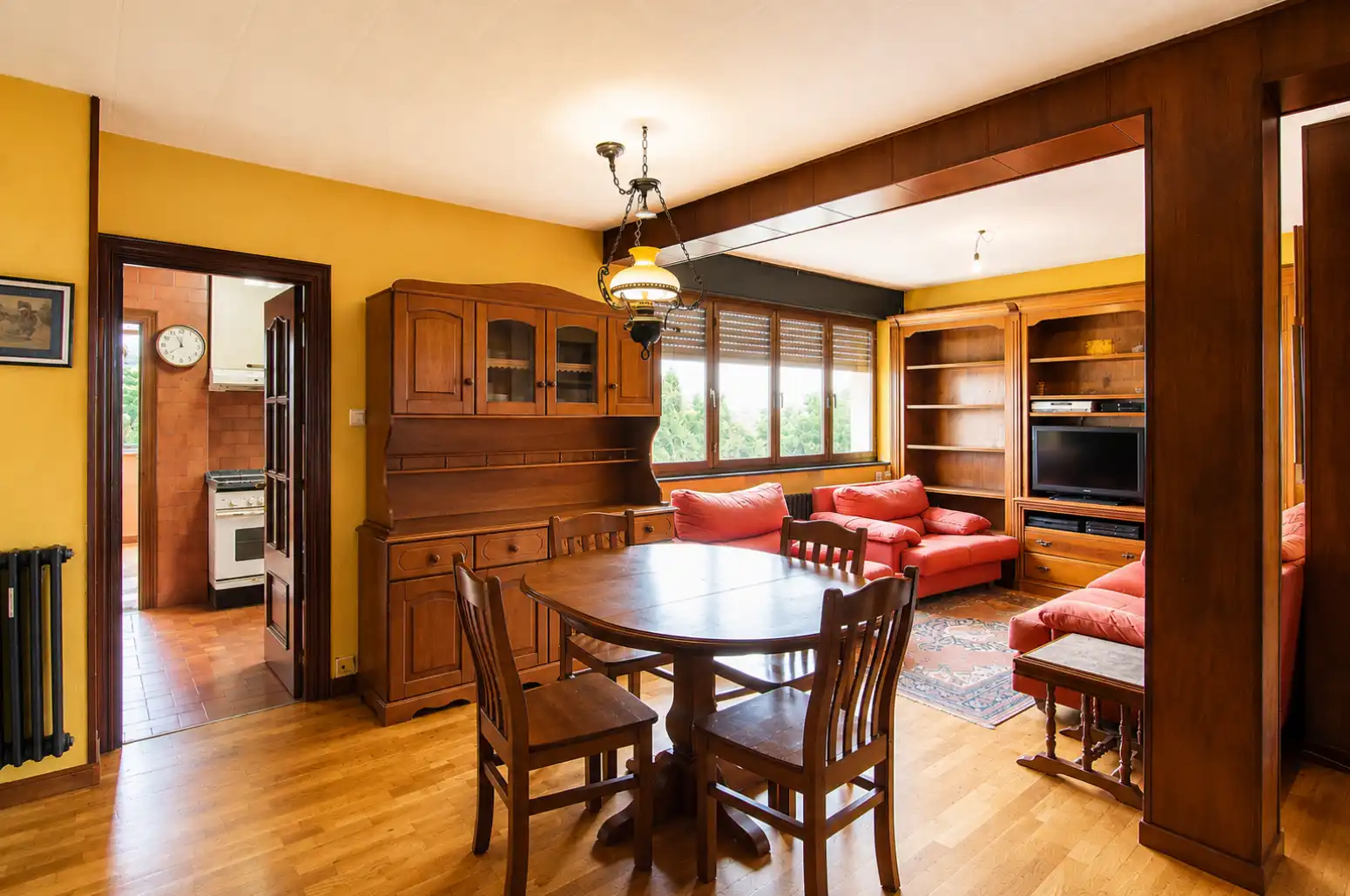 Comedor de Piso en venta en Oviedo  con Calefacción y Parquet