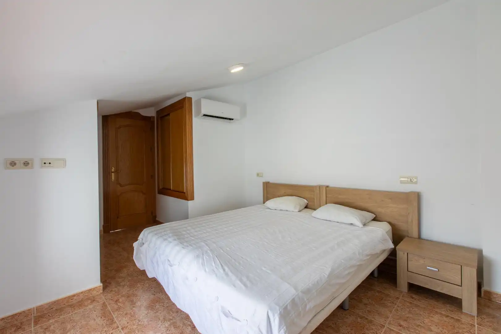 Schlafzimmer von Maisonette zur Miete in Fuengirola mit Klimaanlage, Terrasse und Möbliert