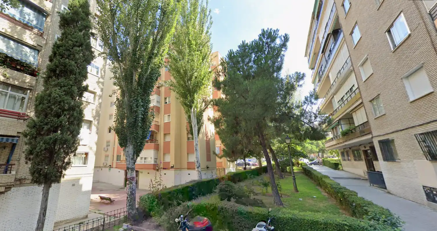 Vista exterior de Piso en venta en Móstoles