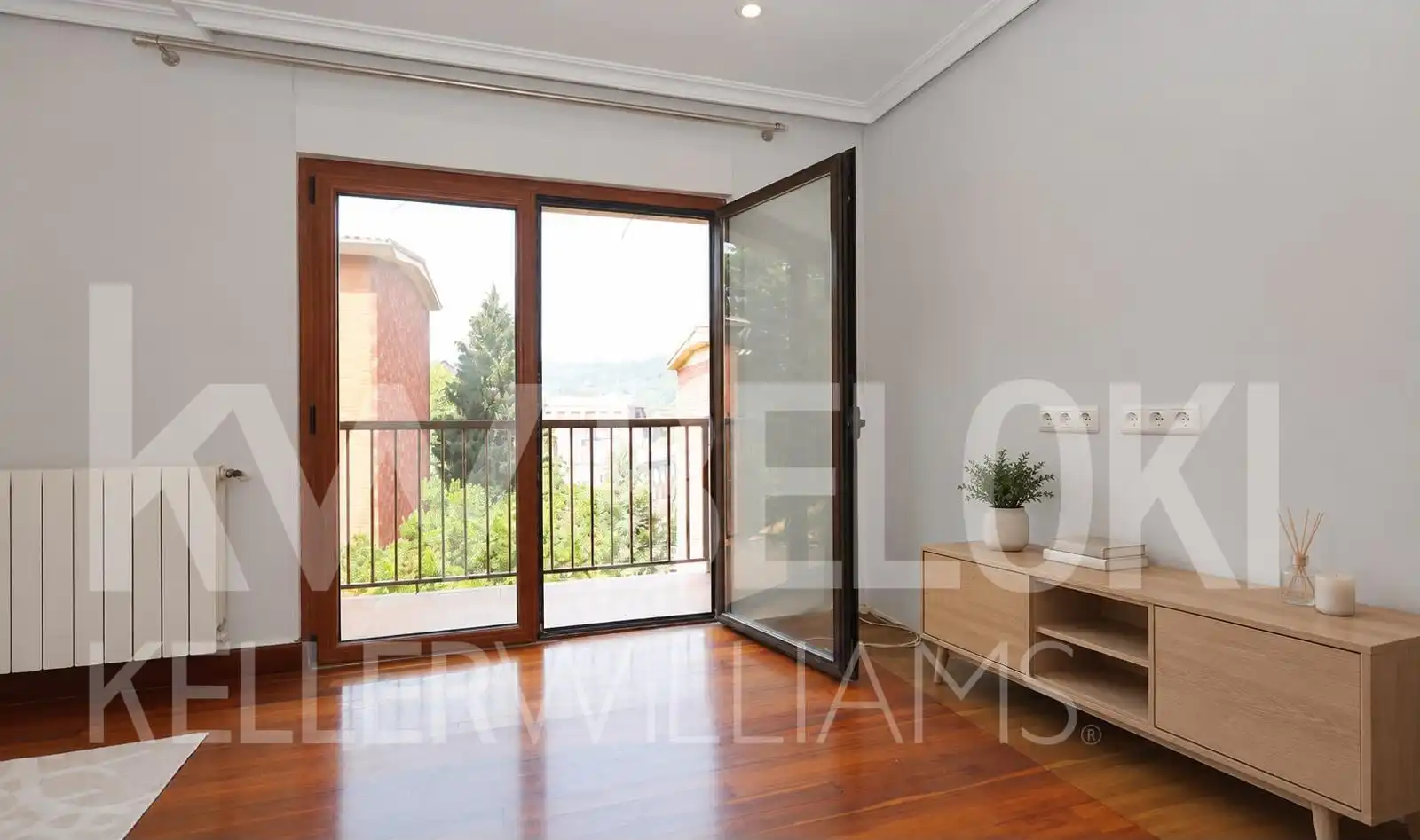 Piso con terraza en venta en Aizkorri Kalea, imagen 2