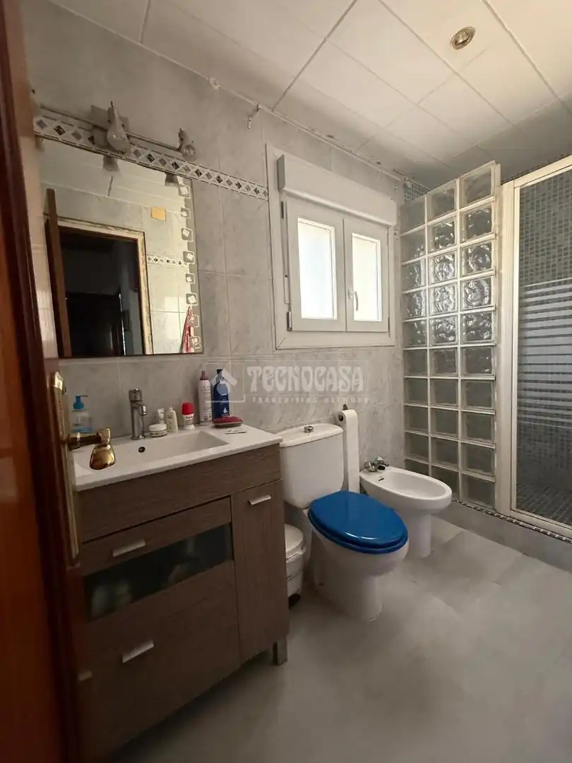 Bany de Casa o xalet en venda en Barcelona amb Terrassa