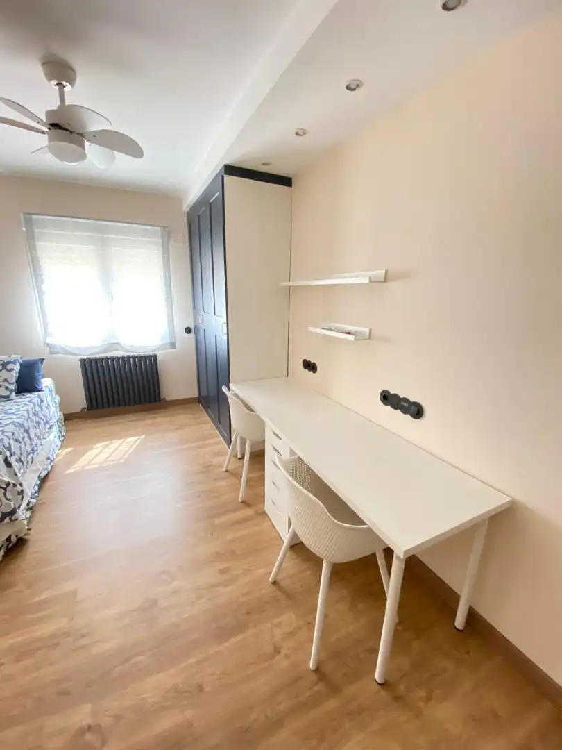 Bedroom of Apartments for rent in Ciudad Real  with Air Conditioner, Heating and Parquet flooring