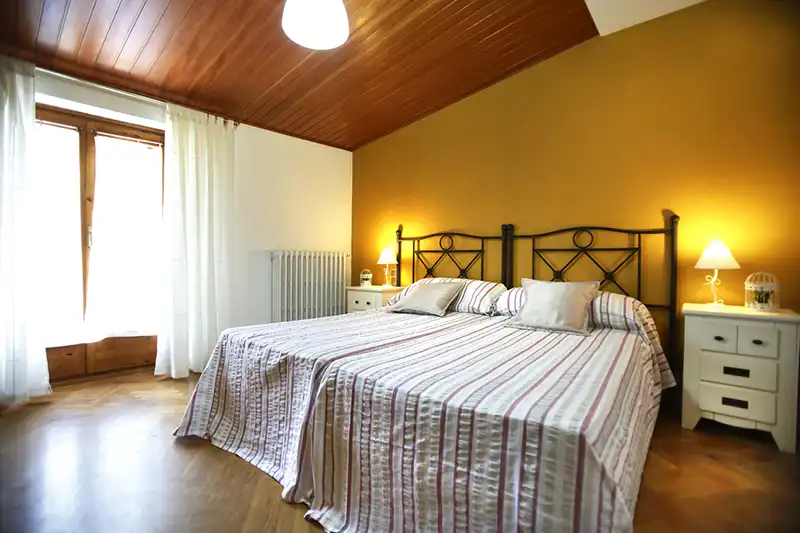 Habitación de Finca rústica en venta en Puigdàlber con Aire acondicionado, Calefacción y Jardín privado