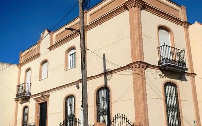 Exterior view of House or chalet for sale in La Algaba  with Air Conditioner, Terrace and Balcony