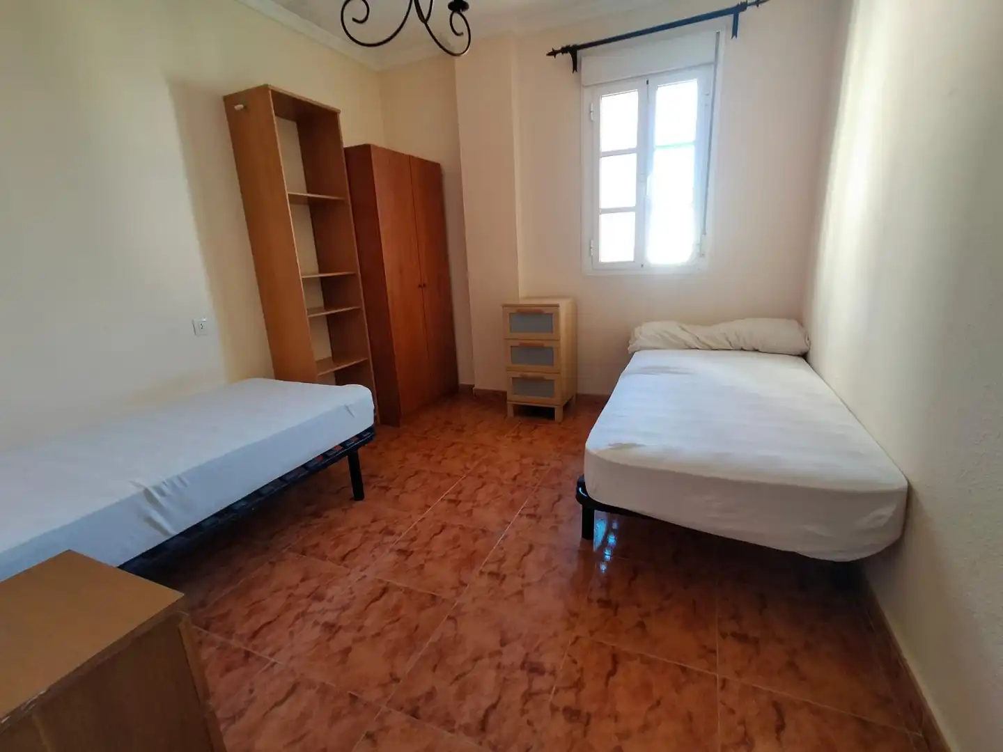 Habitación de Piso en venta en La Línea de la Concepción