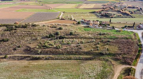 Terreno edificable en venta en Bellcaire dEmpordà con varias opciones de desarrollo