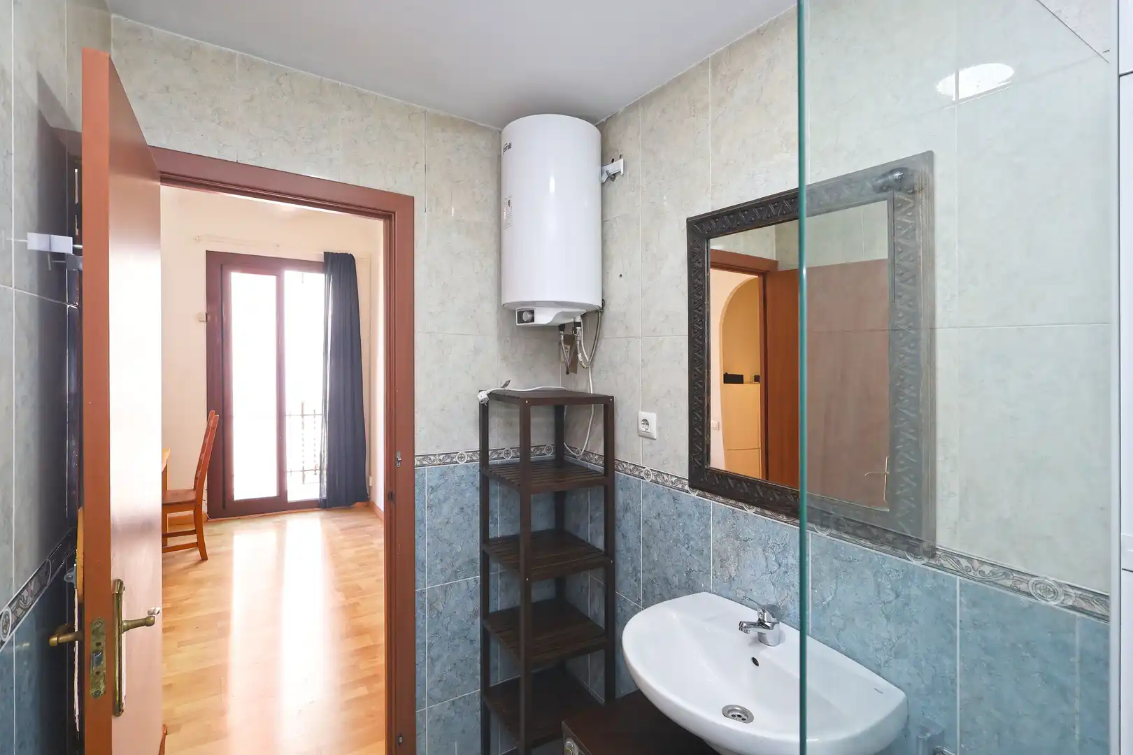 Bathroom of Flat for sale in Barcelona  with Balcony