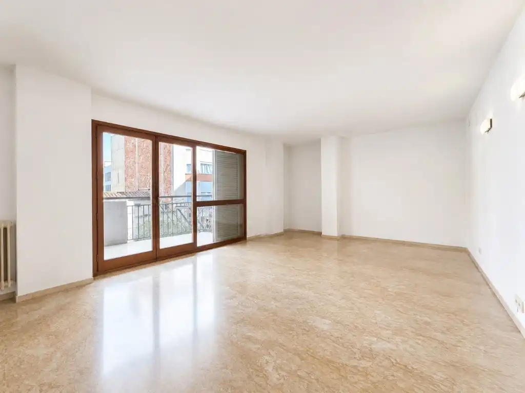 Sala de estar de Piso en venta en Girona con Balcón