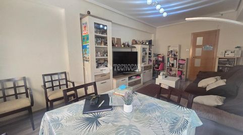 Foto 3 de Piso en venta en Torrefiel, Valencia Capital