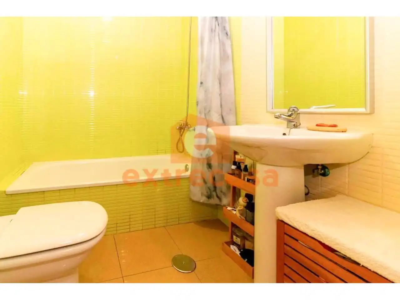 Bathroom of Apartments for sale in Badajoz  with Air Conditioner and Heating