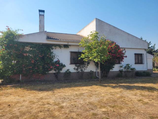 Casa-chalet en Venta en Matapozuelos