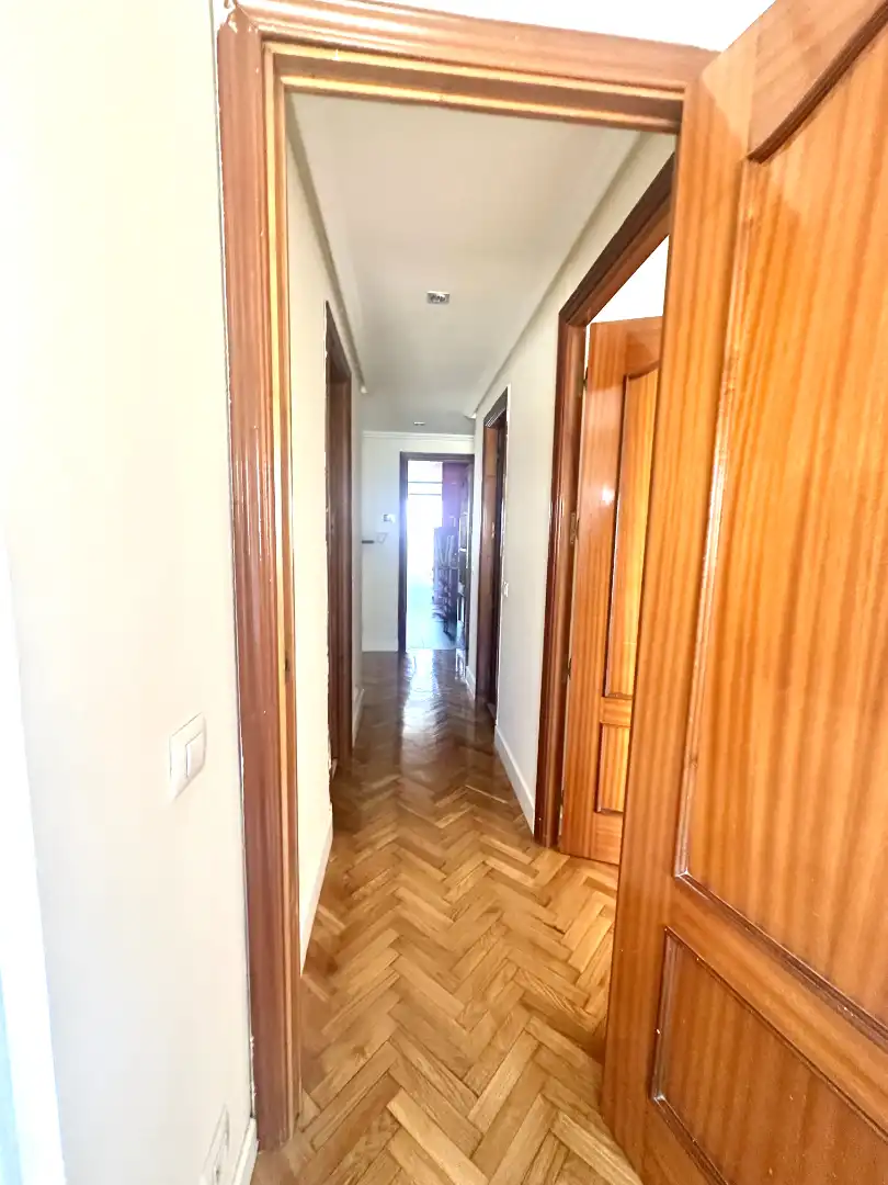 Piso en venta en Madrid con Calefacción, Trastero y Horno