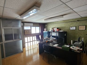 Industrial building to rent in Carrer Can Coll