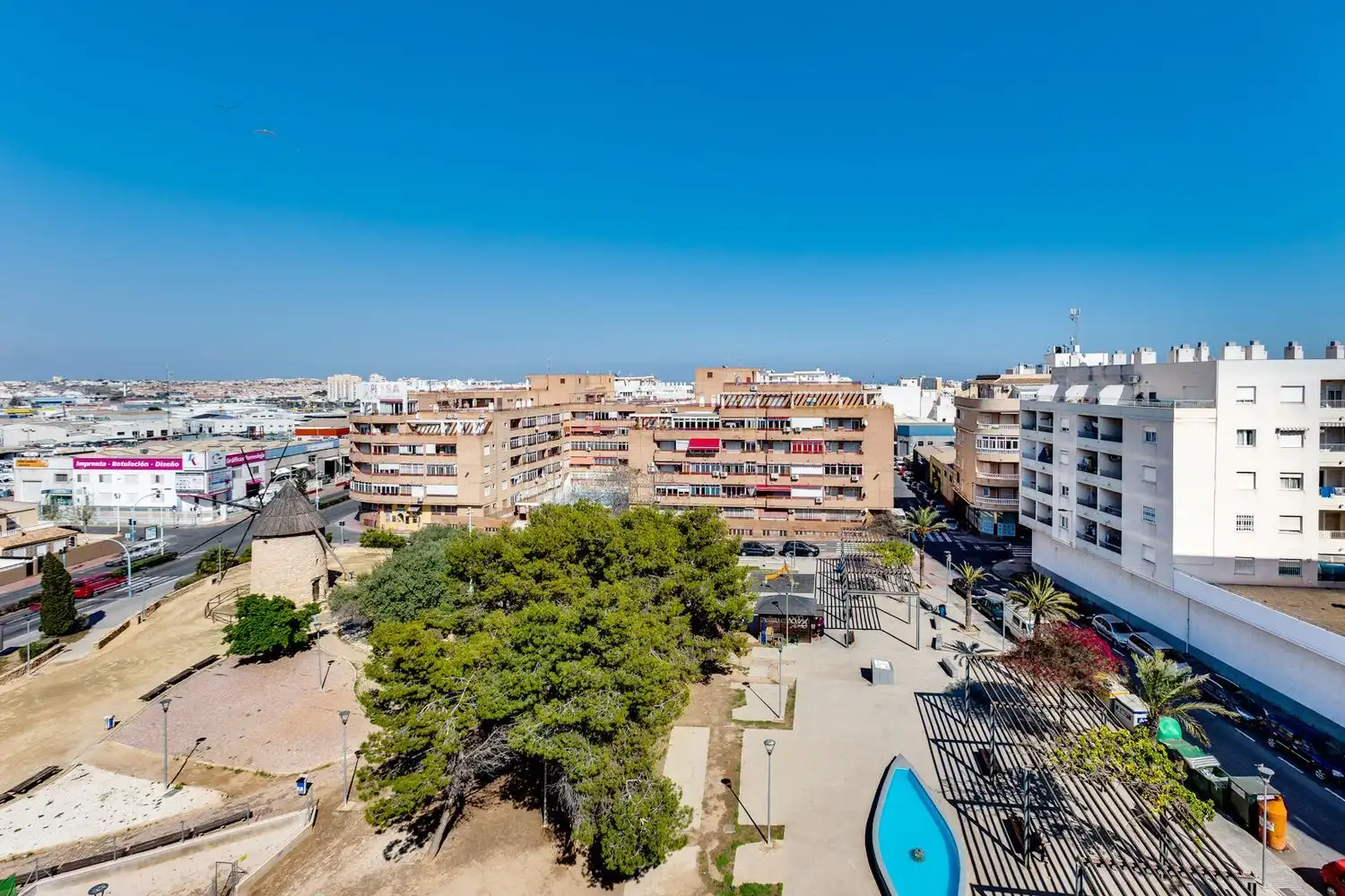 Exterior view of Flat for sale in Torrevieja  with Balcony and Community pool
